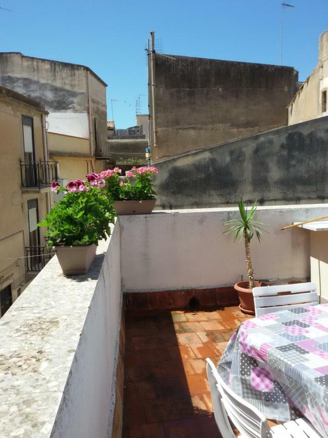 Porta Palermo Smile Casa Vacanze 夏卡 外观 照片